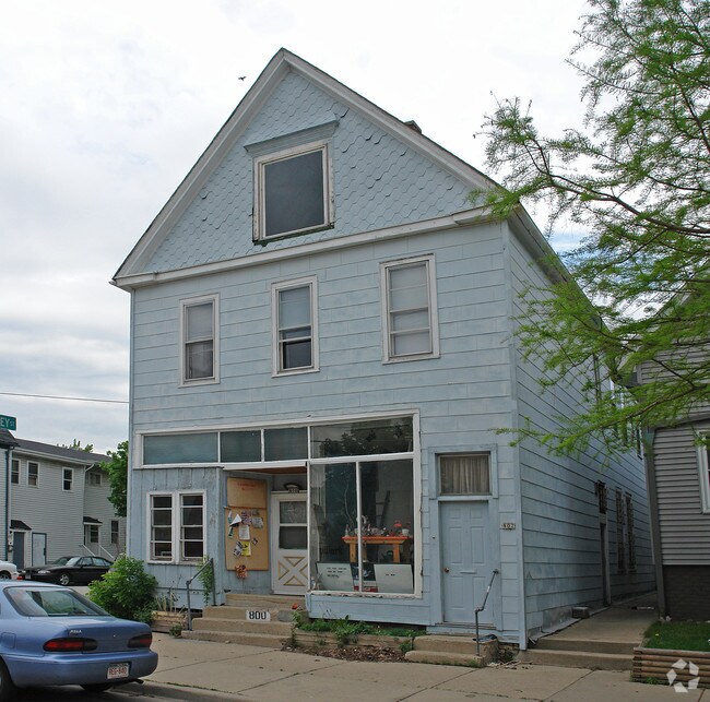 Building Photo - 800 E Clarke St