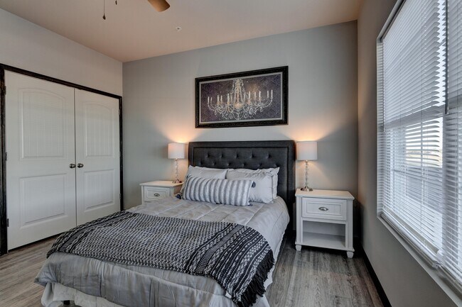 Foto del edificio - 5614 W 32nd St