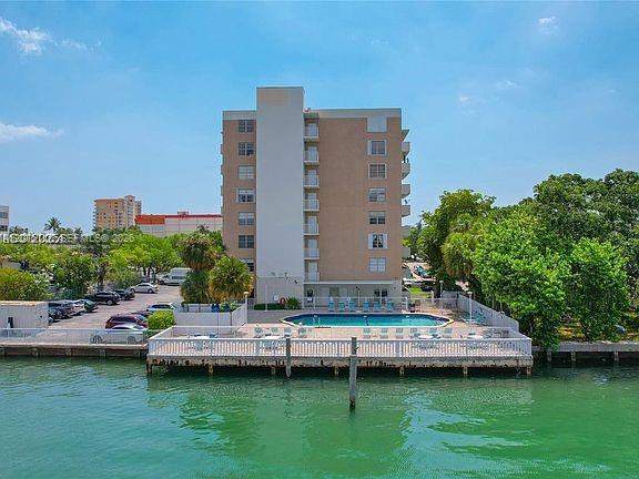 Foto del edificio - 1455 N Treasure Dr
