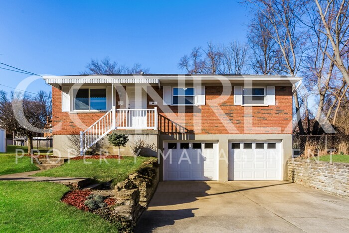 Primary Photo - Gorgeous 3 Bedroom Home