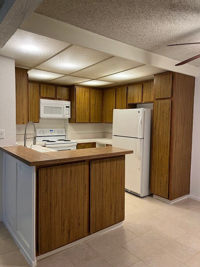 Foto del edificio - 21372 Brookhurst St