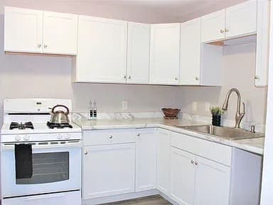 Foto del edificio - 1421 N Adams St