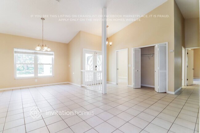 Building Photo - 2998 Farnham Way