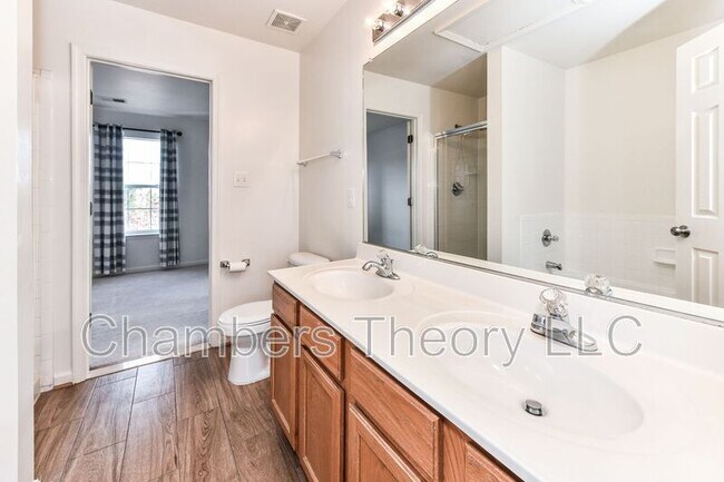 Building Photo - 2442 Corn Crib Ct