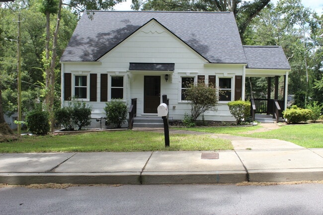Building Photo - 2637 Semmes St
