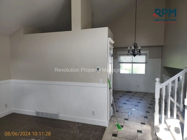 Building Photo - Charming 4-Bed Kaysville Home