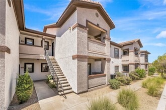 Building Photo - 45 Maleena Mesa St