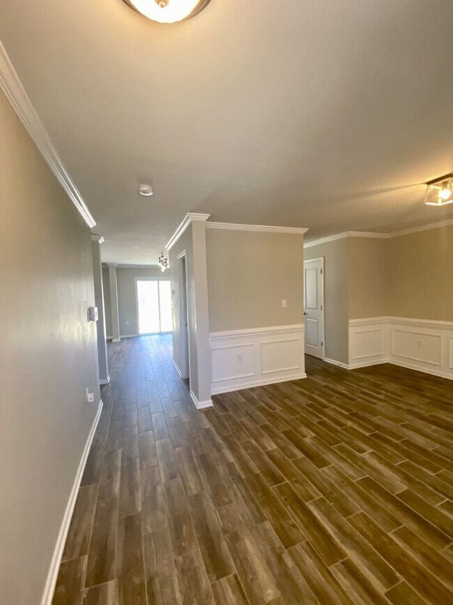 Building Photo - 4BR/2.5BA Home Located in Hampden Village