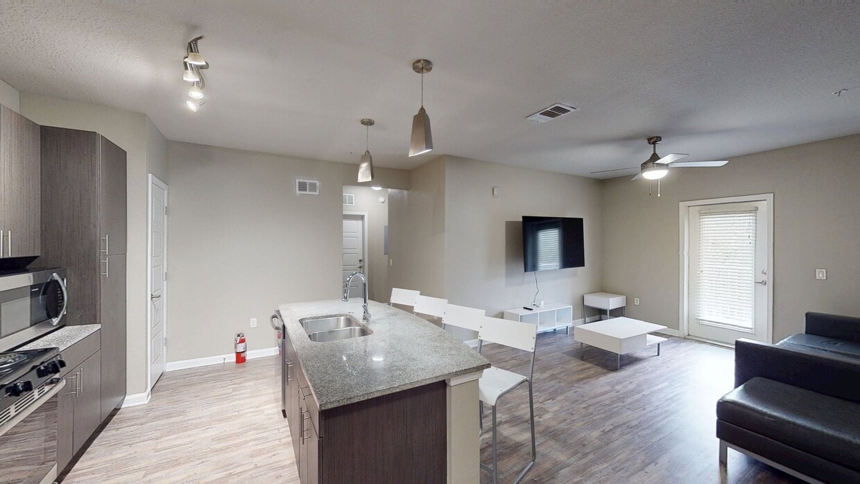 Photo - IQ Luxury Apartments