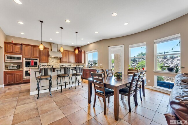 Foto del edificio - 6335 Coyote Point Ct