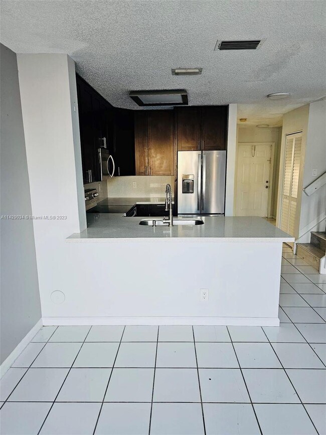 Foto del edificio - 17380 SW 140th Ct