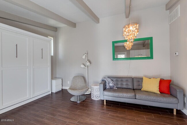 Foto del edificio - 7288 E Rancho Vista Dr