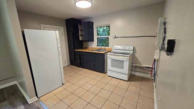 Foto del edificio - 1507 Golf Club Ln