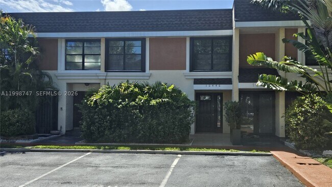 Foto del edificio - 16446 NE 27th Pl