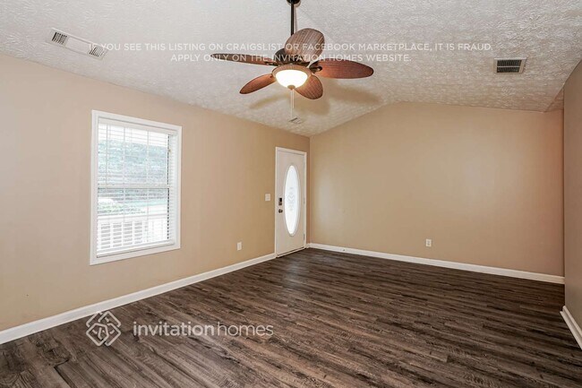 Foto del edificio - 85 Pebble Ridge Dr