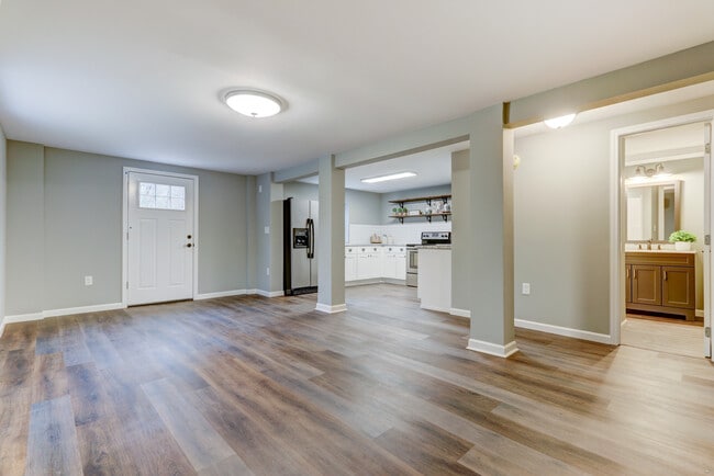 Open Living/Kitchen space - 1546 Whitower Dr SW