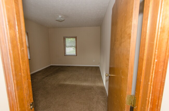 Foto del edificio - 4 bedroom, 1 bath home: Available July 2026!