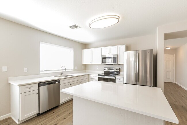 Building Photo - 3310 W Leodra Ln