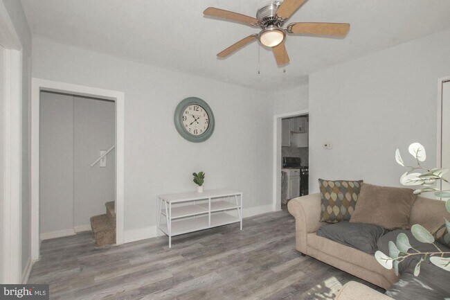 Foto del edificio - Gorgeous 4 Bedroom Home FOR RENT in Millville $1500