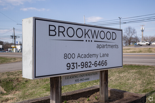 Foto del edificio - Brookwood Apartments