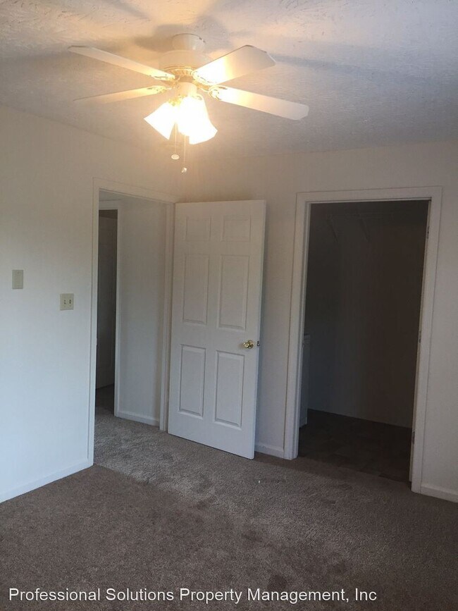 Building Photo - 148 S Killarney Ln