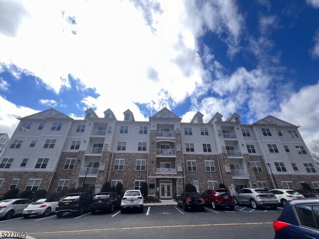 Foto del edificio - 4407 Ramapo Ct