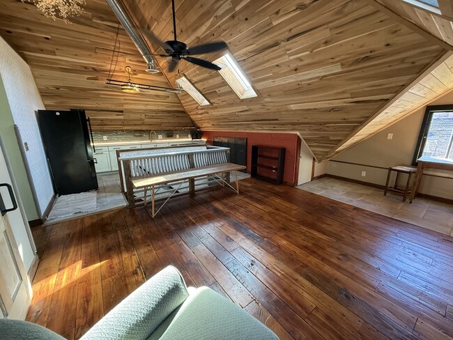 Building Photo - 920 Lafayette Ave