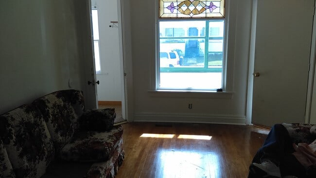 Building Photo - 1108 9th St N