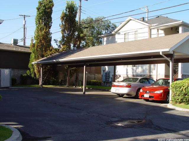 Estacionamiento cubierto - 915 N 500 W