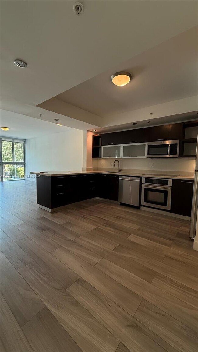 Foto del edificio - 2025 Meridian Ave