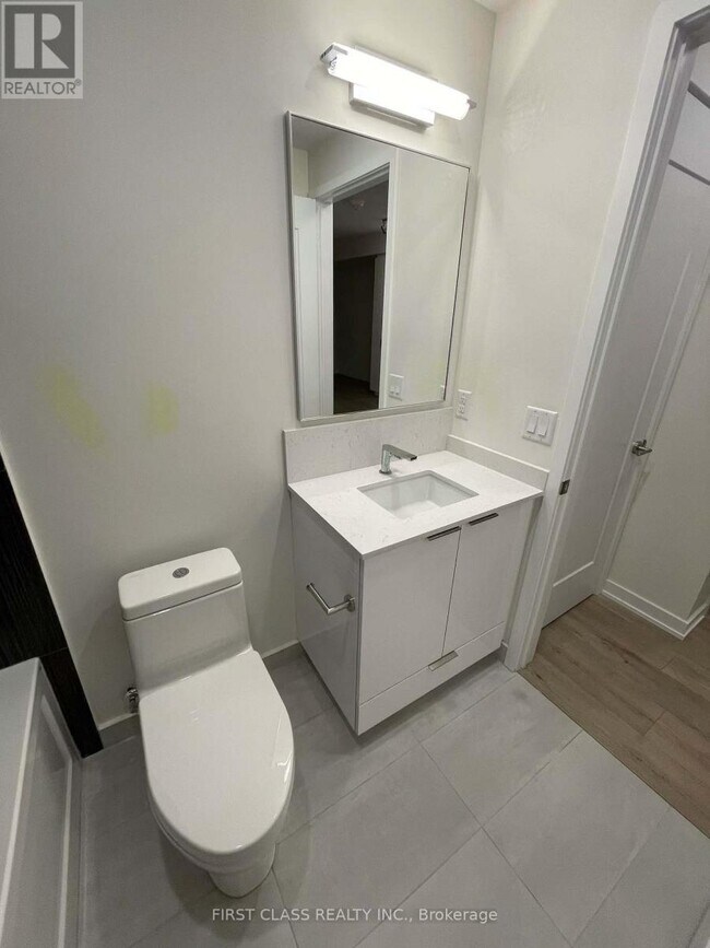 Building Photo - 28 Freeland St