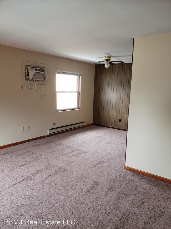 Foto del edificio - 6924 Columbia Ave