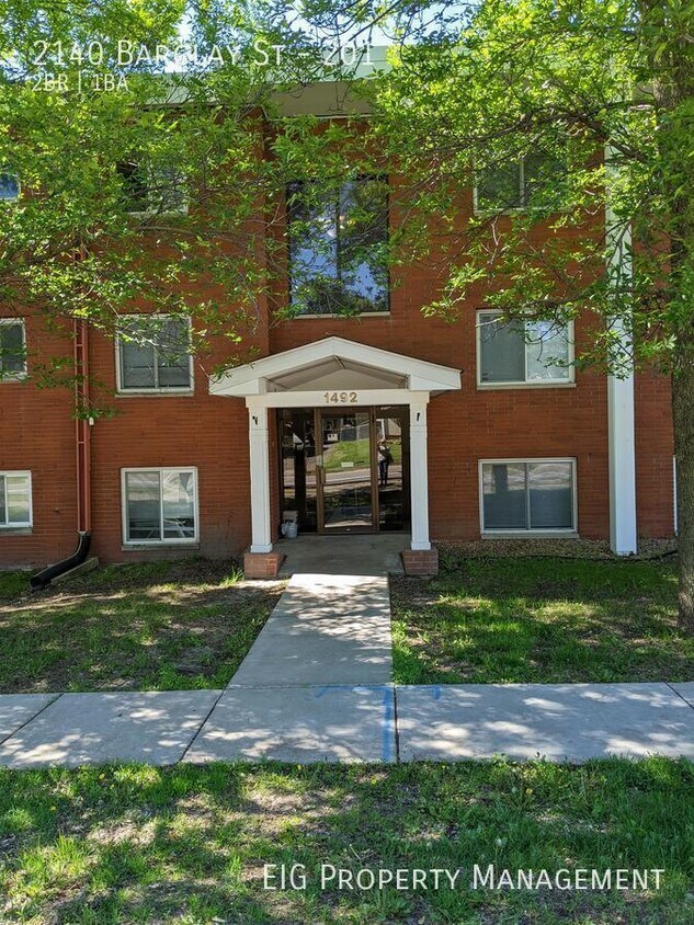 2140 Barclay St Unit 201, Saint Paul, MN 55109 Room for Rent in Saint Paul, MN