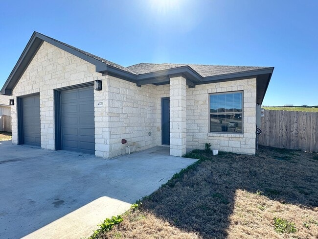 Building Photo - 4027 Keller Rd