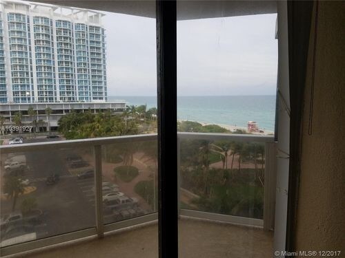 Building Photo - 6423 Collins Ave