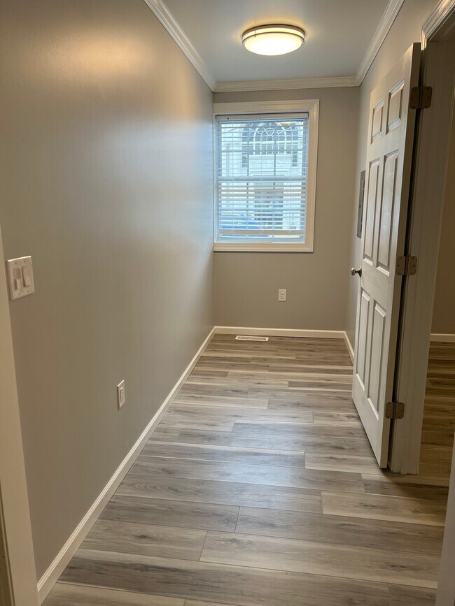 Foto del edificio - 324 Front St