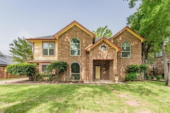 Building Photo - 4134 Woodland Ct