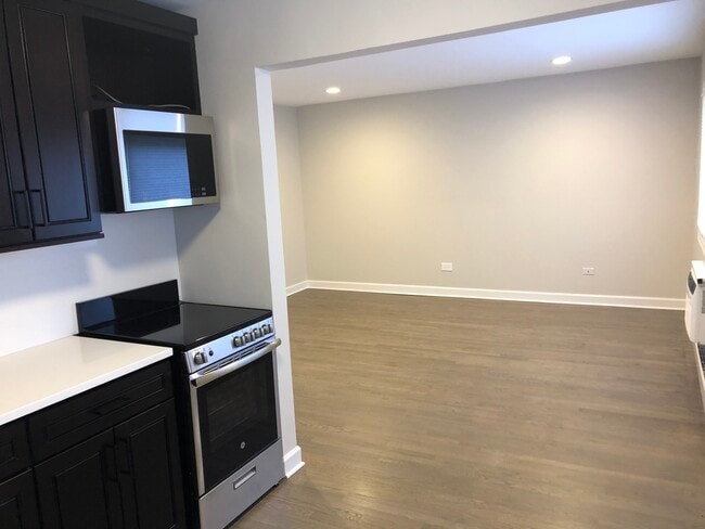 Foto del edificio - 5430 N Western Ave