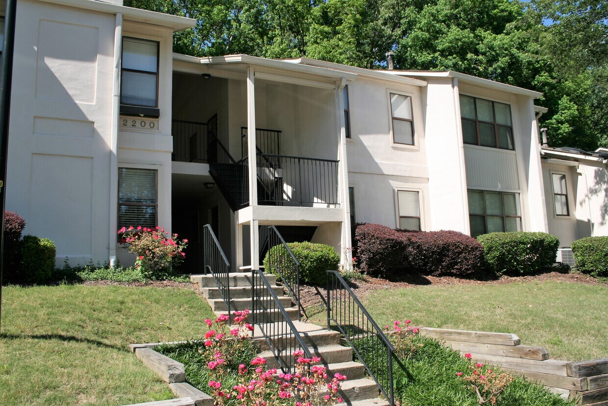 2206 Huntingdon Chase Unit 2206, Atlanta, GA 30350 Condo for Rent in