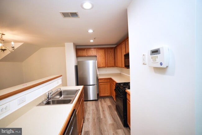 Building Photo - 42309 Onyx Terrace