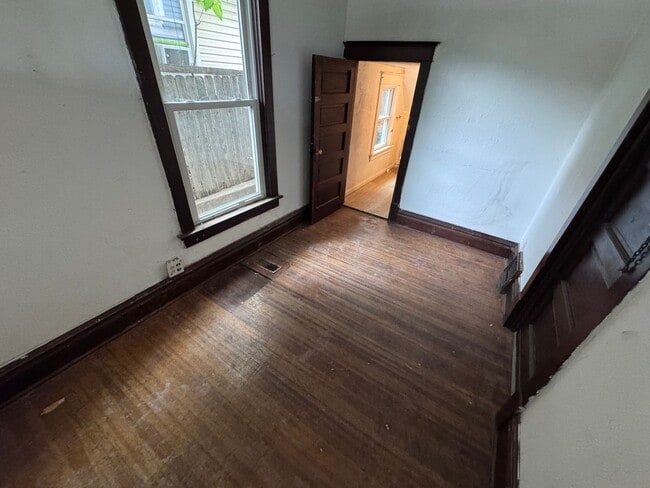 Building Photo - 1408 Grandview Blvd