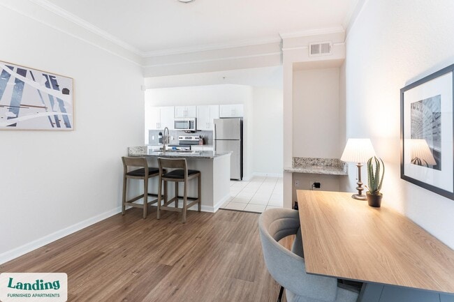 Foto del edificio - 2801 Biltmore Park Dr