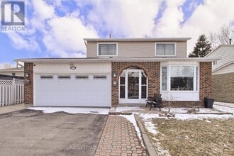 Building Photo - 243 Centre St N