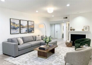 Building Photo - 4648 Park Granada