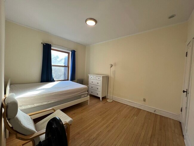 Foto del edificio - 5551 S Kimbark Ave