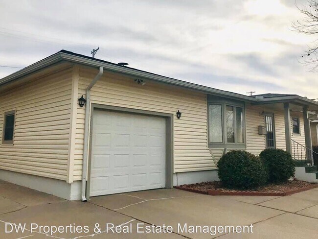 Foto del edificio - 2 br, 2 bath House - 2114 Thompson Ave