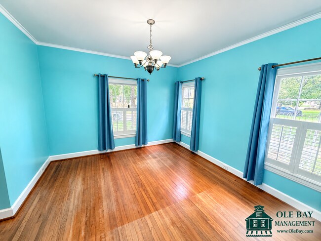 Foto del edificio - Charming Midtown Cottage