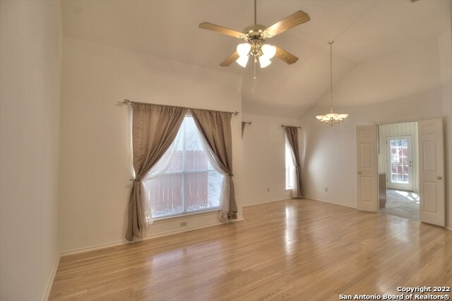 Foto del edificio - 9515 Black Thorn Ln