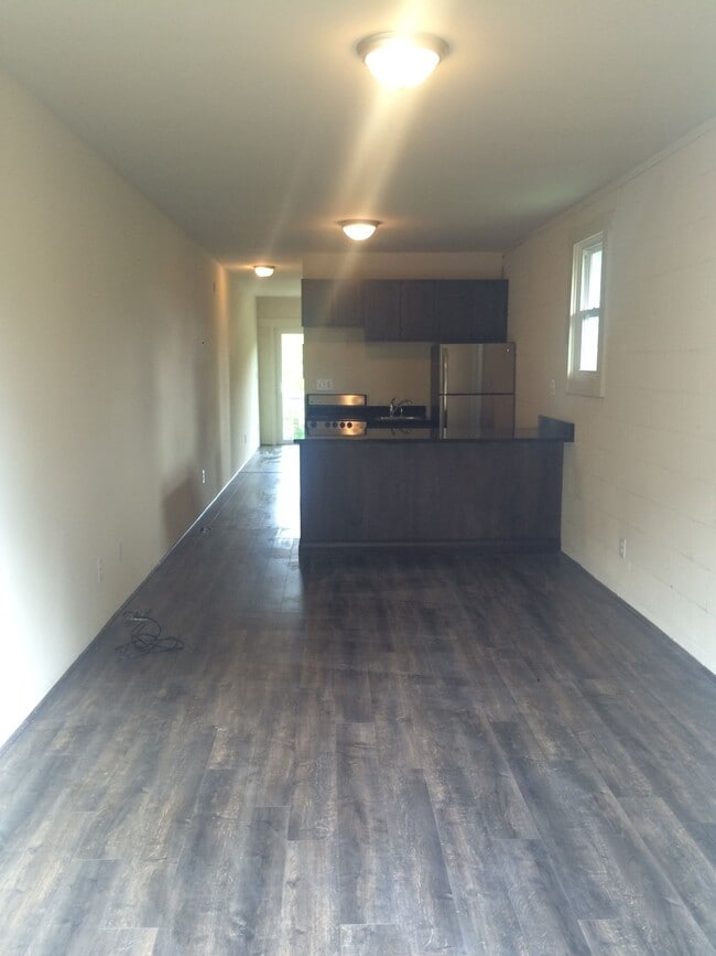 Building Photo - 814 Rich Acres Dr