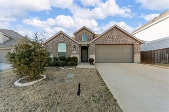 Building Photo - 2050 Clearmist Wy